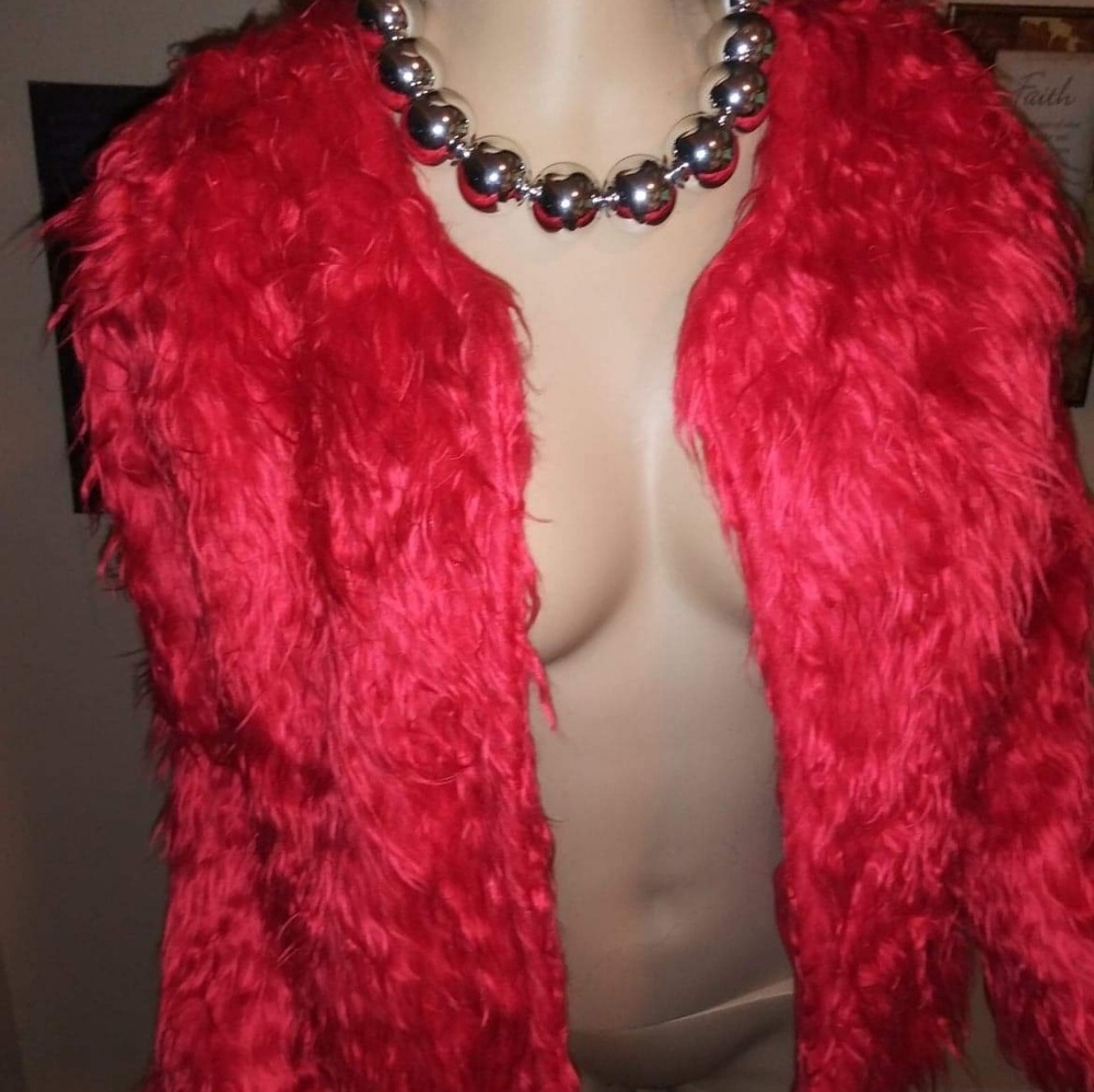 Faux fur (red)